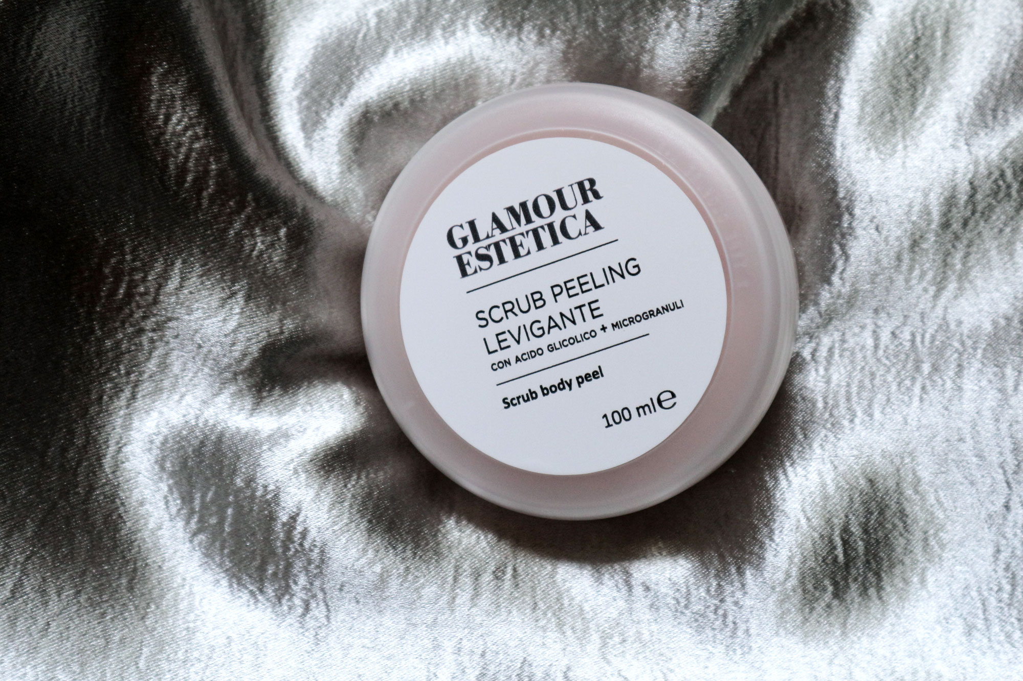 Seta-Scrub-peeling-Levigante